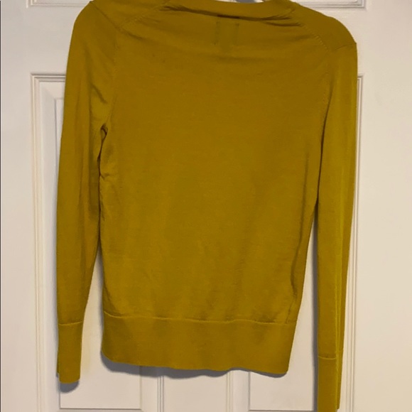 Gap women’s sweater - Picture 2 of 3